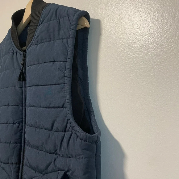 H&M Men's  Navy Padded Puffer Outdoor Vest - Picture 4 of 7